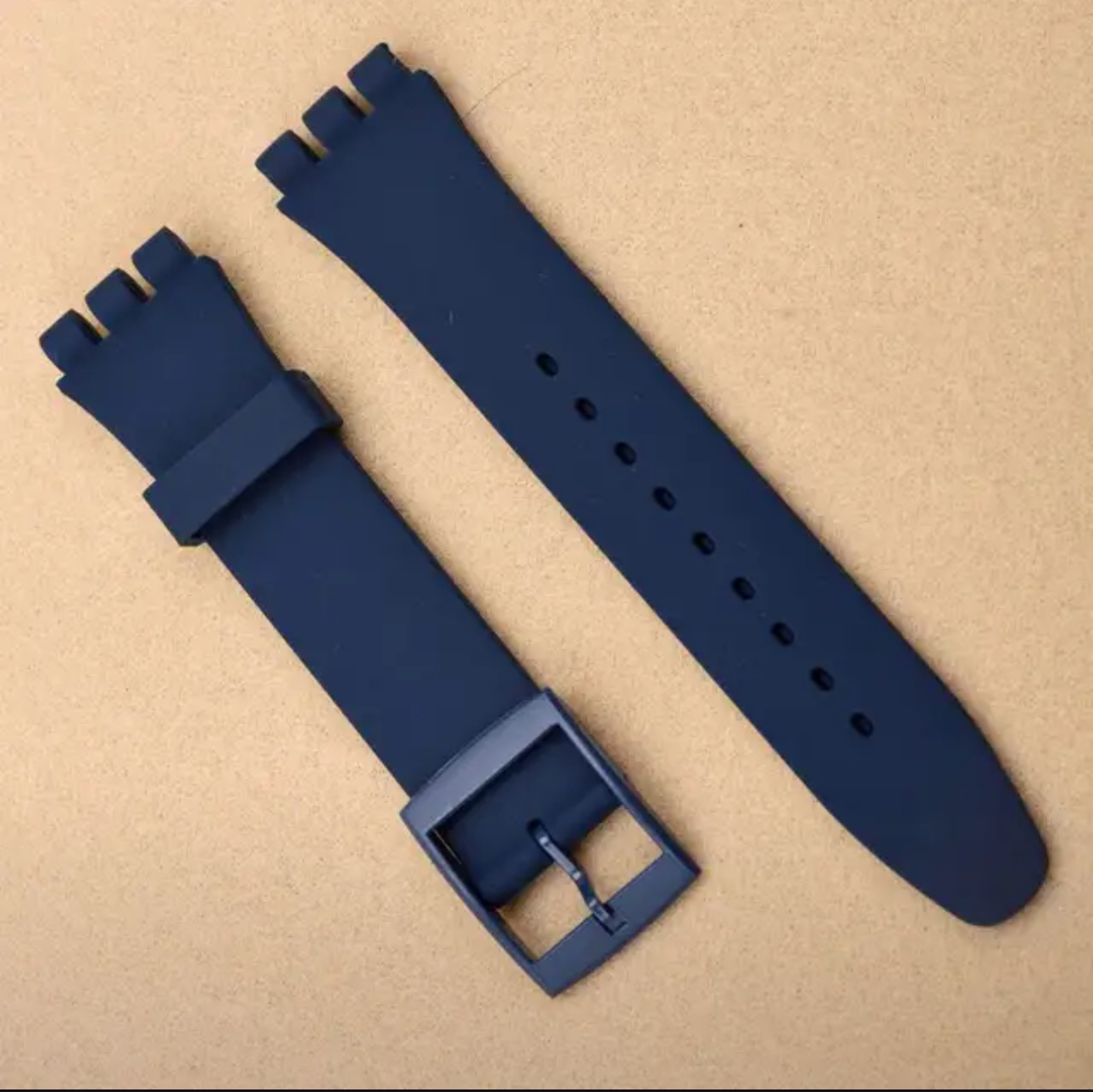 Картинка Calvin Klein K0V23 BLACK OEM Stailer - ремешок для часов чёрный, натуральная кожа телёнка, гладкий, Германия
