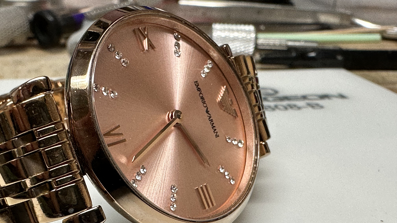 Замена стекла на часах Emporio Armani 18.01.23